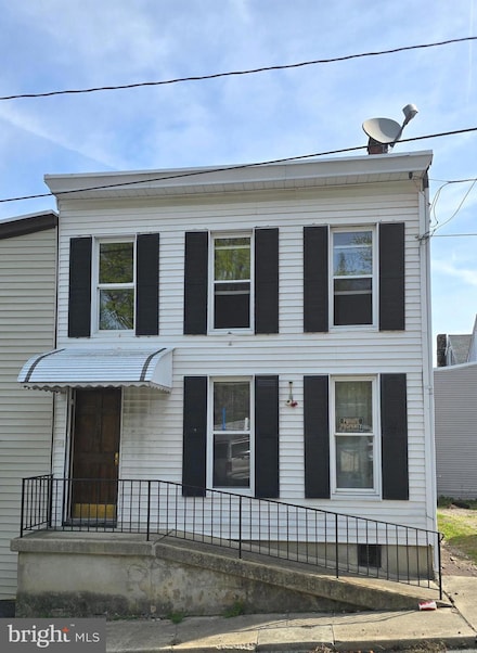 118 S 3rd St, Pottsville, PA 17901
