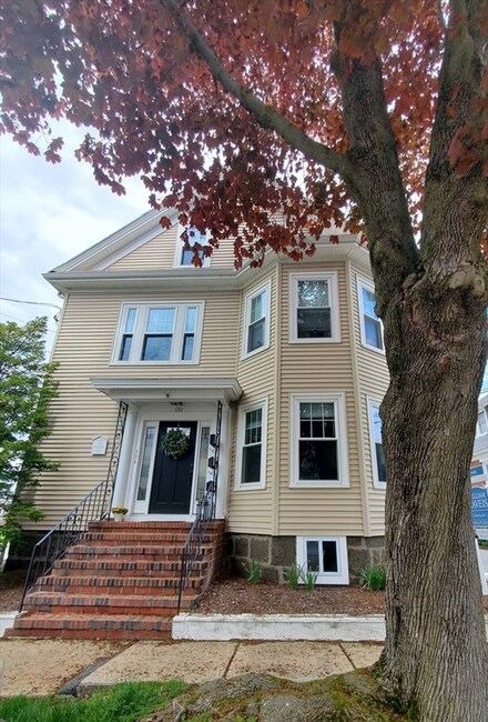 101 Leach St Unit 1, Salem, MA 01970
