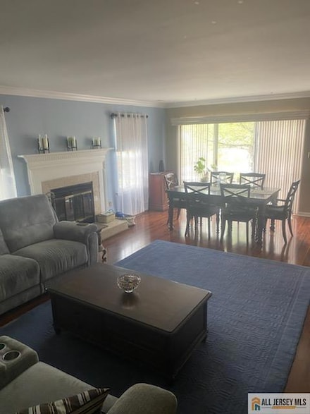 100 Neilly Ct, Old Bridge, NJ 08857
