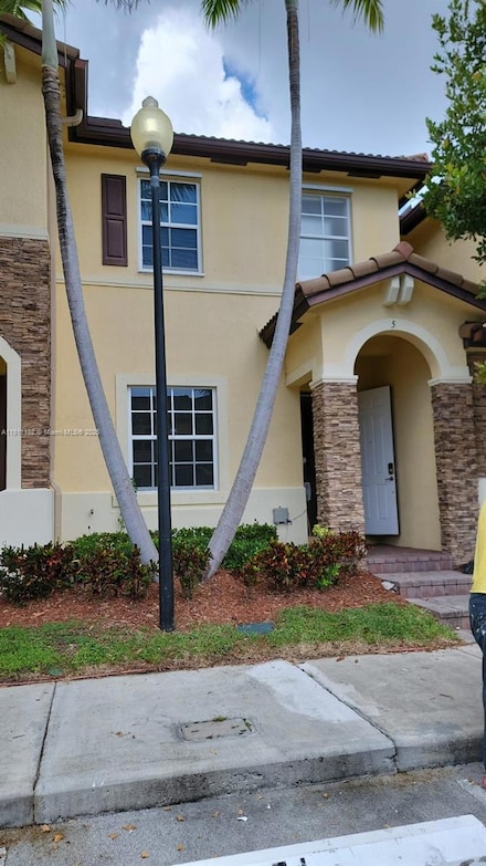 9031 SW 227th St Unit 5, Cutler Bay, FL 33190