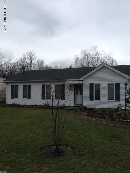 7100 John Adams Way, Louisville, KY 40272