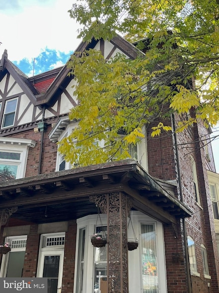 1318 Perkiomen Ave, Reading, PA 19602