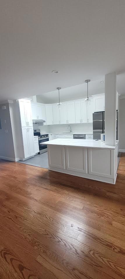 240- 47 69th Ave Unit Top Floor, Douglaston, NY 11362