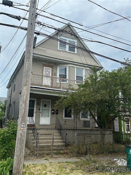 64 Barton St, Buffalo, NY 14213