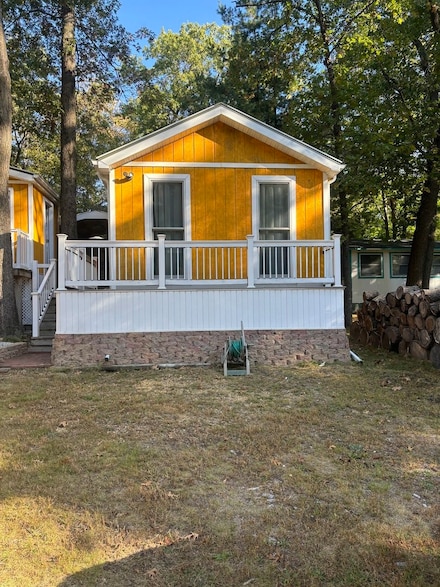 21-204 Woodhaven Dr E, Sublette, IL 61367