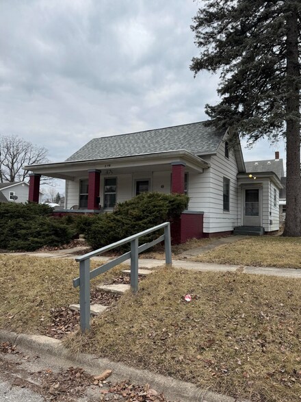 316 B St, La Porte, IN 46350