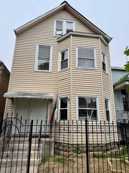 2738 S Kedvale Ave, Chicago, IL 60623