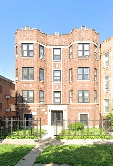8020 S Maryland Ave, Chicago, IL 60619