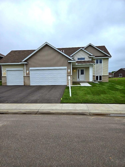 24121 Taylor St NE, East Bethel, MN 55005