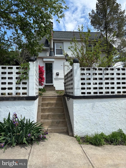 13 Parkway Dr, Coatesville, PA 19320