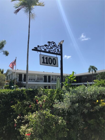 1100 Atlantic Shores Blvd Unit 301, Hallandale Beach, FL 33009