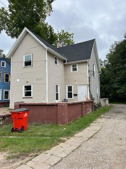 813 Pipestone St, Benton Harbor, MI 49022