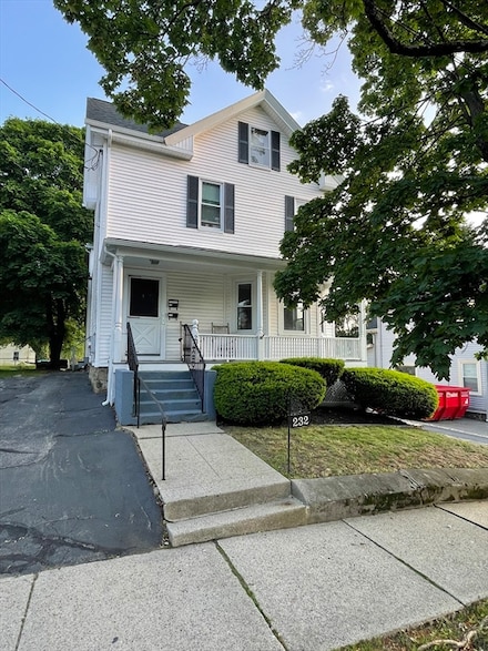 232 Hancock St Unit 1, Stoneham, MA 02180
