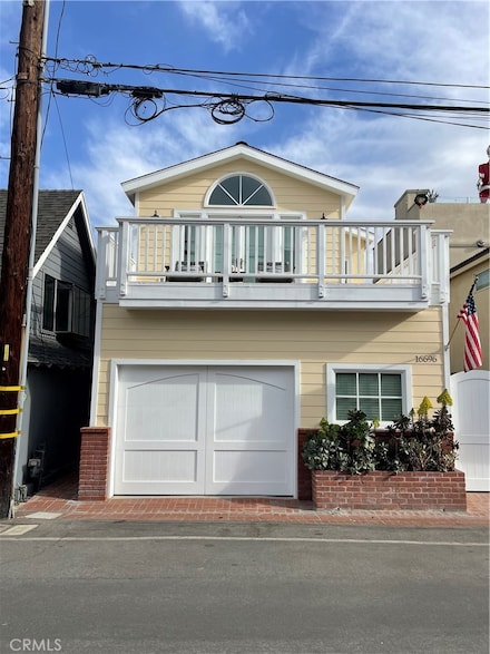 16696 Bayview Dr, Huntington Beach, CA 90742