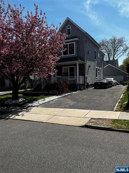 320 Harrison Ave Unit 1, Hasbrouck Heights, NJ 07604