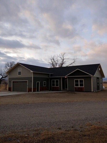 281 Pheasant Tail Ln, Dillon, MT 59725