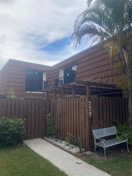 775 SW 120th Way, Davie, FL 33325