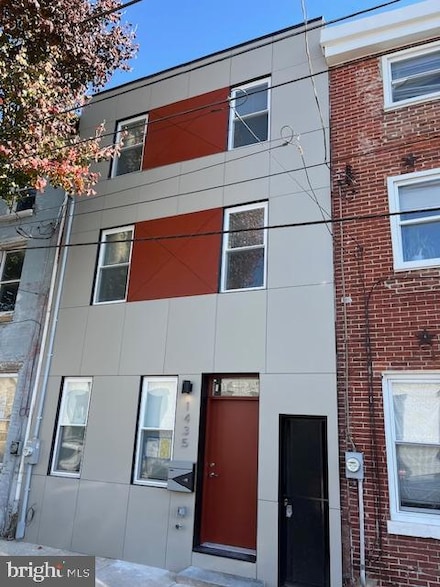 1435 N Howard St, Philadelphia, PA 19122