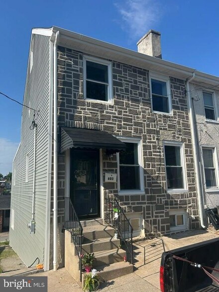 603 Sandy St, Norristown, PA 19401