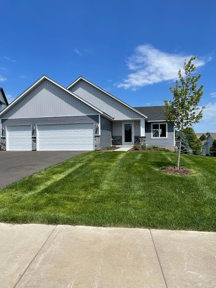 1179 Cubasue Ct, Shakopee, MN 55379
