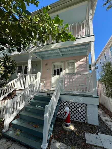 19 Golf Club Dr Unit B, Key West, FL 33040