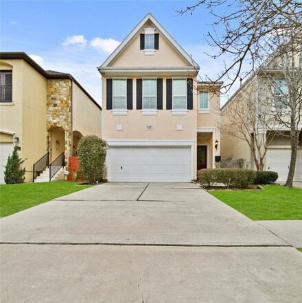 122 White Dr, Bellaire, TX 77401