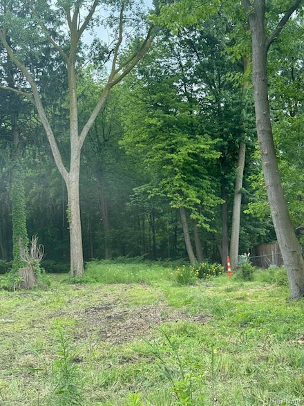 24960 Crocker Blvd, Harrison Township, MI 48045