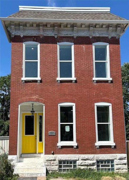 3221 Harper St, Saint Louis, MO 63107