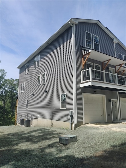 422 Granite St Unit 422, Worcester, MA 01607