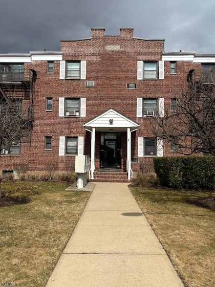 241 E Main St Unit 1D, Bergenfield, NJ 07621