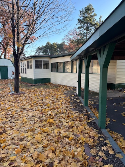 2130 White Pine Dr, Cambridge, MN 55008