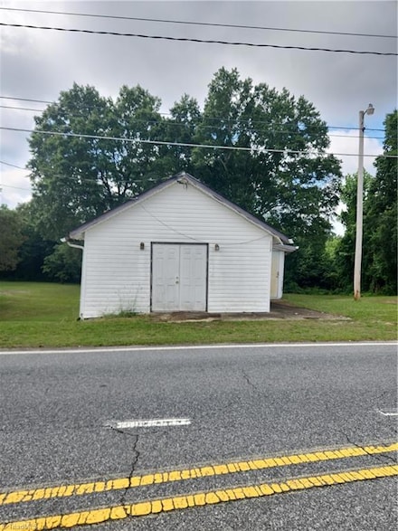 1116 E Fairfield Rd, High Point, NC 27263