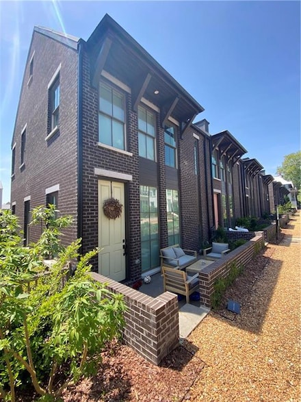 210 Glasgow Ln, Fayetteville, GA 30214