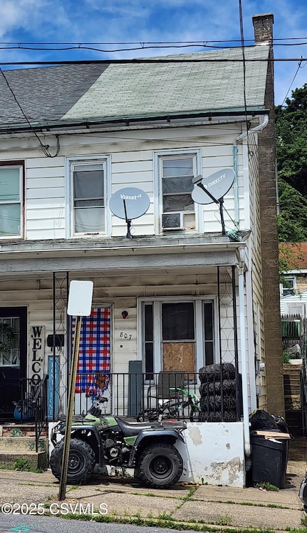 807 W Walnut St, Coal Township, PA 17866