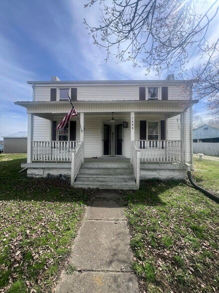 7499 Kentucky 70, Yosemite, KY 42566