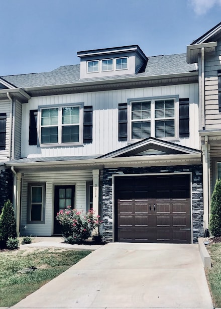 9012 Brixworth Ct, Old Hickory, TN 37138