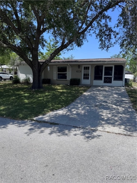 6629 W Seagull Ln, Homosassa, FL 34448