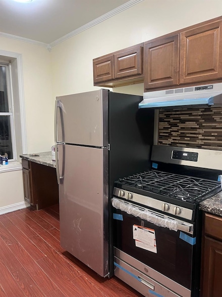 353 E 26th St, Brooklyn, NY 11226