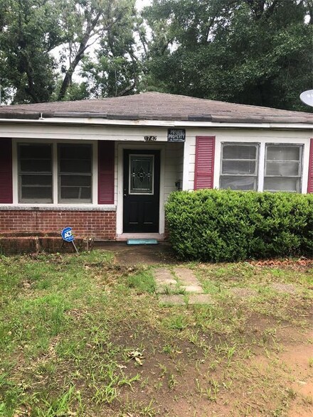 1742 Michel St, Shreveport, LA 71108