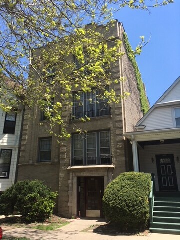 3643 N Hermitage Ave Unit 1, Chicago, IL 60613