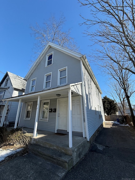 12-14 Jetland Place Unit 12, Bridgeport, CT 06605