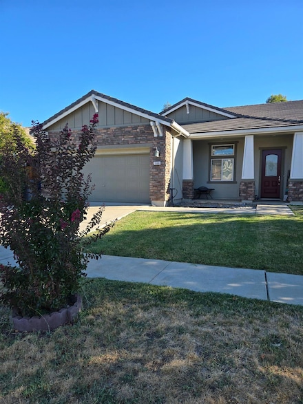 1666 Guildford Way, Plumas Lake, CA 95961