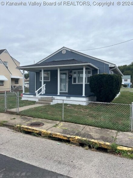 4931 Ohio St, Charleston, WV 25309