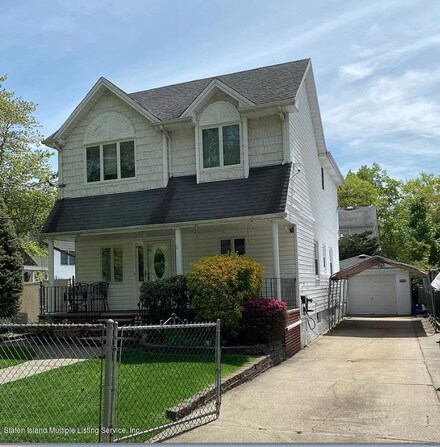 134 Wilson St, Staten Island, NY 10304