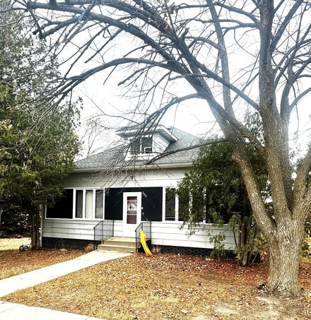 200 Main St, Nevis, MN 56467