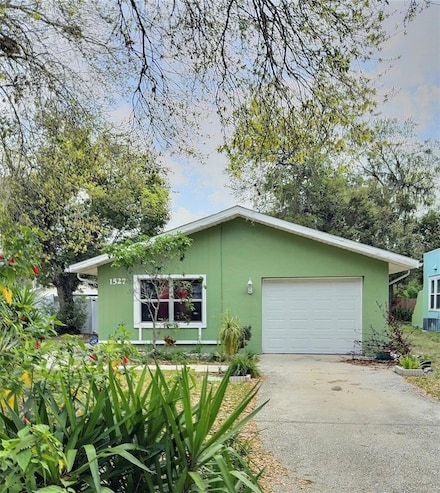 1527 E Elm Rd, Lakeland, FL 33801