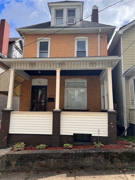105 W 10th Ave, Tarentum, PA 15084