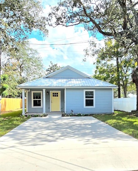 3357 7th St, Elkton, FL 32033