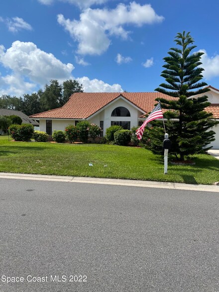 823 Spanish Wells Dr, Melbourne, FL 32940