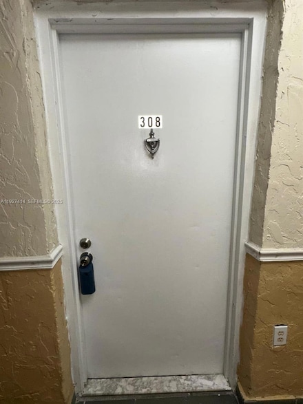 5665 W 20th Ave Unit 308, Hialeah, FL 33012